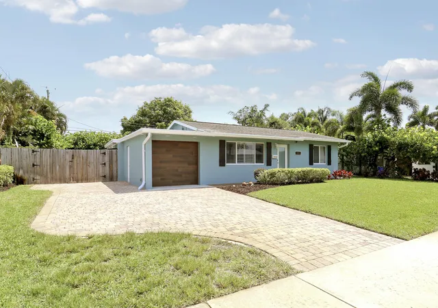 3rd image of 940 Dogwood Rd, North Palm Beach, FL 33408 | MLS# B26052526