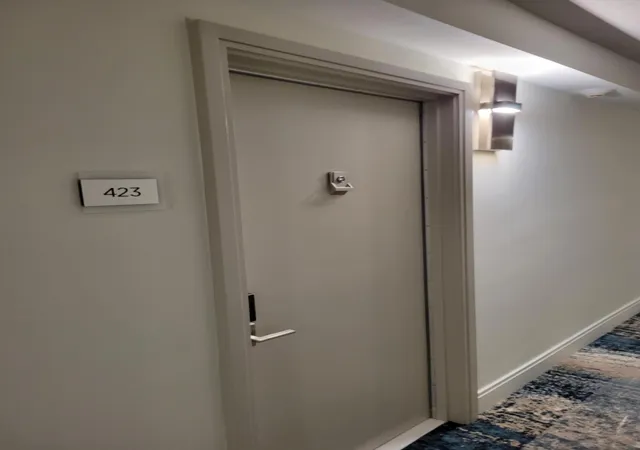 2nd image of 525 N Ocean Blvd, Pompano Beach, FL 33062