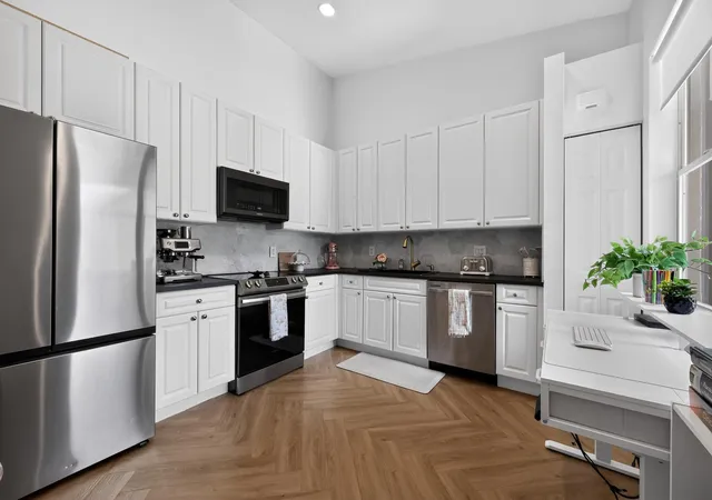 4th image of 2159 Man Of War, West Palm Beach, FL 33411 | MLS# B26052530