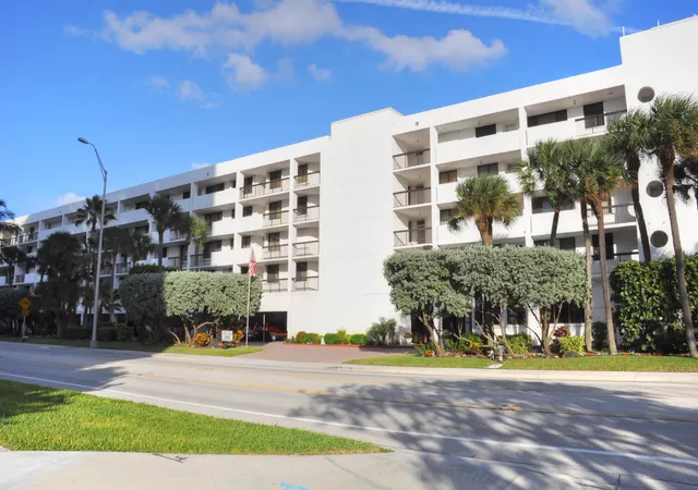 29th image of 510 N Ocean Blvd #410, Pompano Beach, FL 33062 | MLS# B26052538