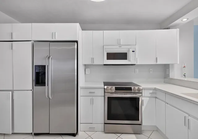 4th image of 510 N Ocean Blvd, Pompano Beach, FL 33062