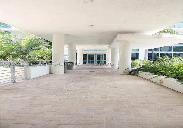 25th image of 6620 Indian Creek Dr #302, Miami Beach, FL 33141 | MLS# A12050159
