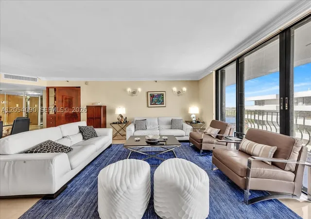 4th image of 8877 Collins Ave #PH-2, Surfside, FL 33154 | MLS# A12054090