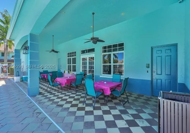 4th image of 1942 Alamanda Way, Riviera Beach, FL 33404 | MLS# A12054098