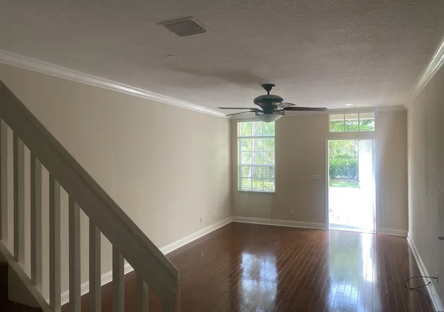 3rd image of 4353 Legacy Ct, Delray Beach, FL 33445 | MLS# B26052601