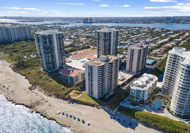 2nd image of 4200 N Ocean Dr, Singer Island, FL 33404