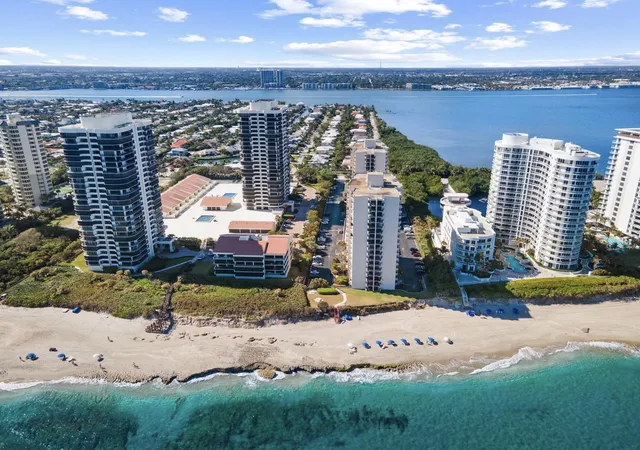 19th image of 4200 N Ocean Dr #1-1603, Singer Island, FL 33404 | MLS# B26052647