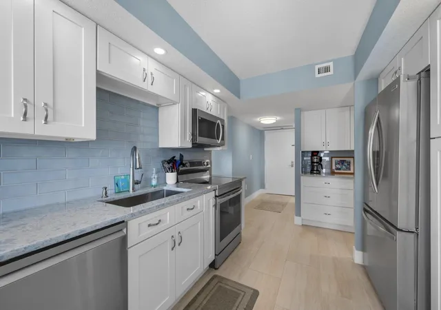 3rd image of 4200 N Ocean Dr #1-1603, Singer Island, FL 33404 | MLS# B26052647