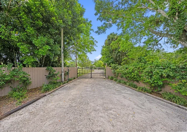 51st image of 2454/2376 E Rd, Loxahatchee, FL 33470 | MLS# B26052627