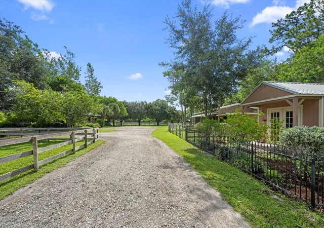 5th image of 2454/2376 E Rd, Loxahatchee, FL 33470 | MLS# B26052627
