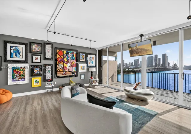 2nd image of 1000 Venetian Way #810, Miami Beach, FL 33139 | MLS# A12053468