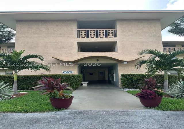 Condo for sale at 17050 Ne 14Th Ave #110, North Miami Beach, FL 33162 | MLS# A12054367