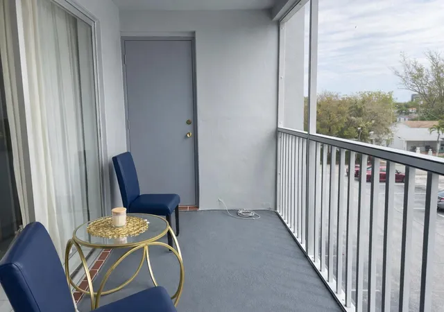 2nd image of 215 Se 3rd Ave #306D, Hallandale Beach, FL 33009 | MLS# B26052867