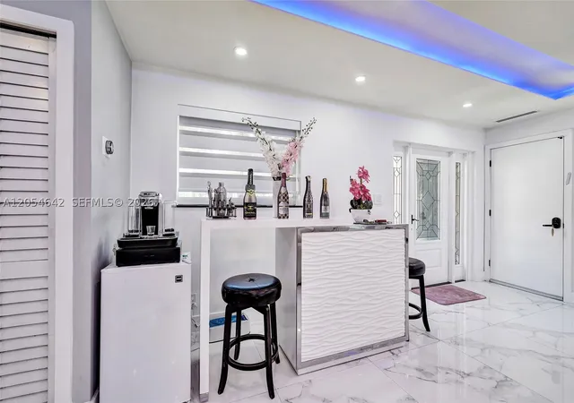 3rd image of 3701 Mckinley St, Hollywood, FL 33021 | MLS# A12054642