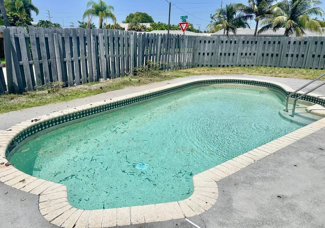 33rd image of 5371 Ne 17th Ter, Fort Lauderdale, FL 33334 | MLS# B26052957