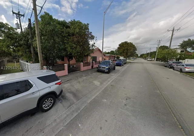 Photo 2 of Single family home for sale at 890 E 28th St, Hialeah, FL 33013 | MLS# A12054454 | Listing updated on 2026-08-17