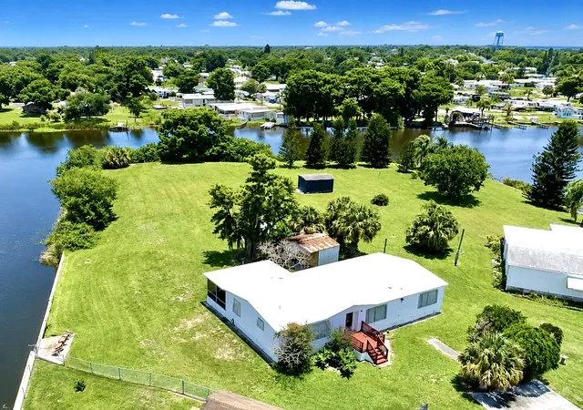 1st image of 2717 Se 32nd St, Okeechobee, FL 34974 | MLS# B26053093