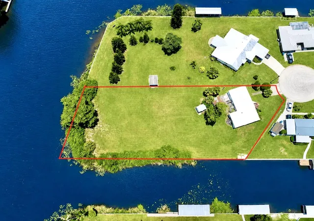 3rd image of 2717 Se 32Nd St, Okeechobee, FL 34974 | MLS# B26053093