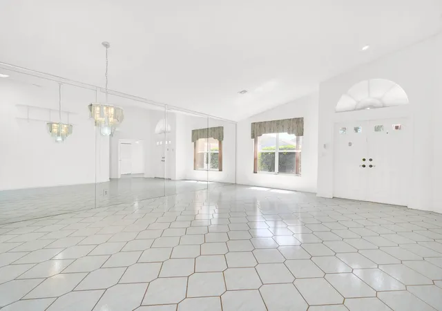 3rd image of 8799 Sonoma Lake Blvd, Boca Raton, FL 33434 | MLS# B26053149