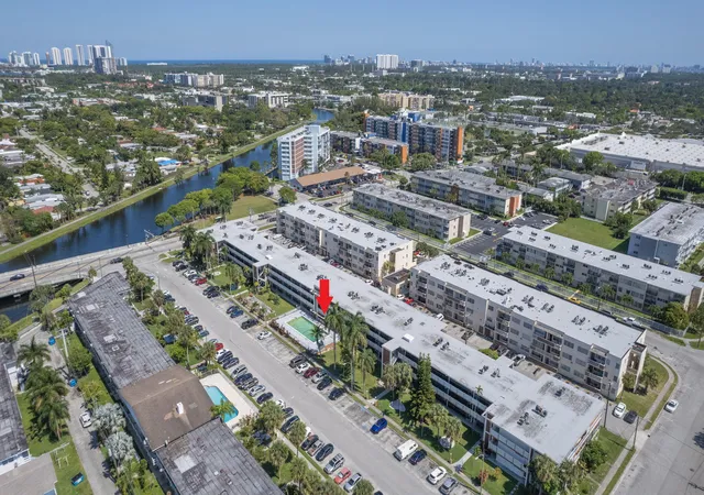 Homes for sale in North Miami Beach, FL | 1450 Ne 170th Street, North Miami Beach, FL 33162 | Houzeo