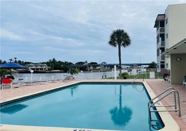 Homes for sale in Boynton Beach, FL | 624 Snug Harbor Dr #B7, Boynton Beach, FL 33435 | MLS# B26053187