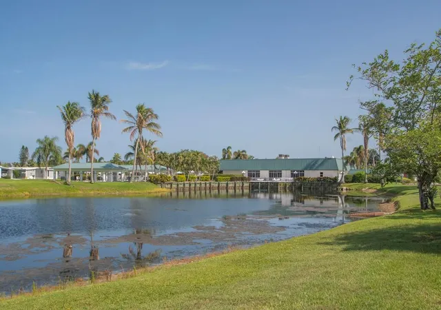 37th image of 42 Village Ln, Jensen Beach, FL 34957 | MLS# B26053178
