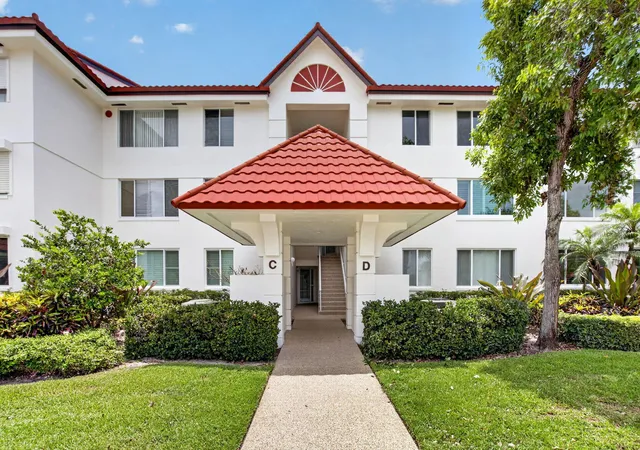1st image of 104 Half Moon Cir #D2, Hypoluxo, FL 33462 | MLS# B26053311