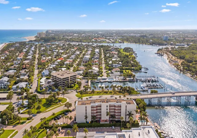 2nd image of 225 S Bch Rd, Jupiter, FL 33469