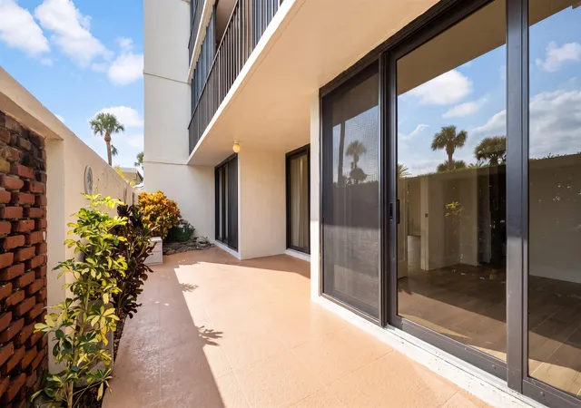 3rd image of 225 S Beach Rd #102, Jupiter, FL 33469 | MLS# B26053341