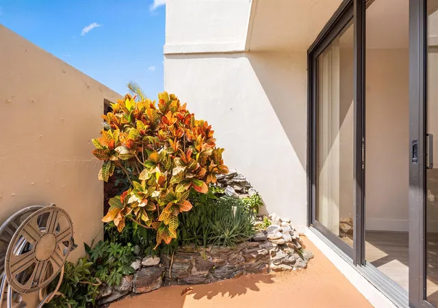 4th image of 225 S Beach Rd #102, Jupiter, FL 33469 | MLS# B26053341