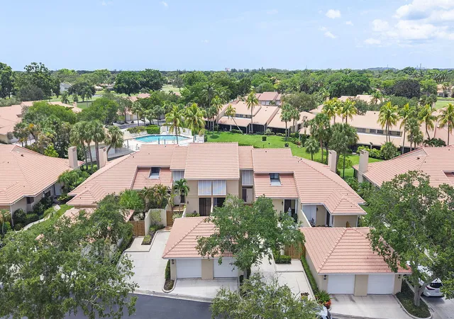 Homes for sale in Palm Beach Gardens, FL | 119 Old Meadow Wy, Palm Beach Gardens, FL 33418 | MLS# B26053358