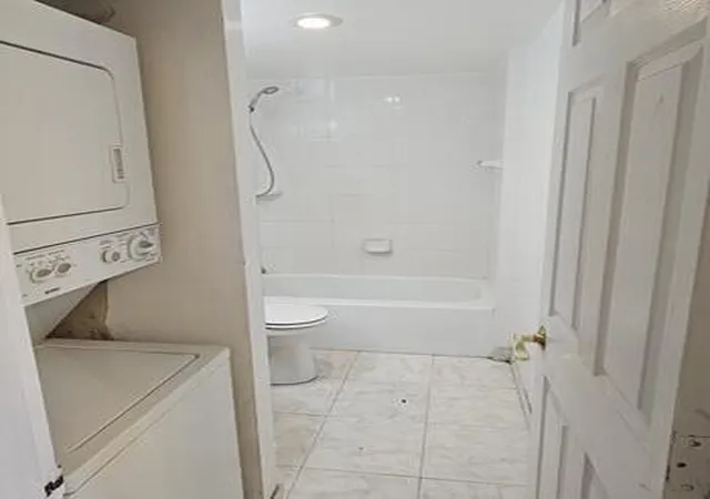 5th image of 4174 Inverrary Dr #702, Lauderhill, FL 33319 | MLS# B26053372