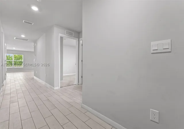 3rd image of 7020 Ramrod Cir, La Belle, FL 33935 | MLS# A12055192