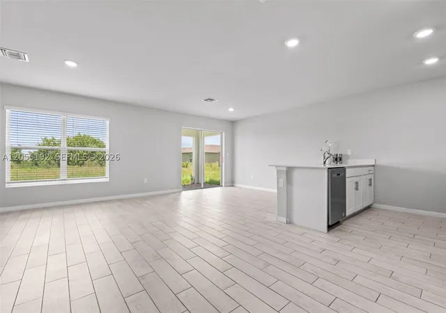 4th image of 7020 Ramrod Cir, La Belle, FL 33935 | MLS# A12055192