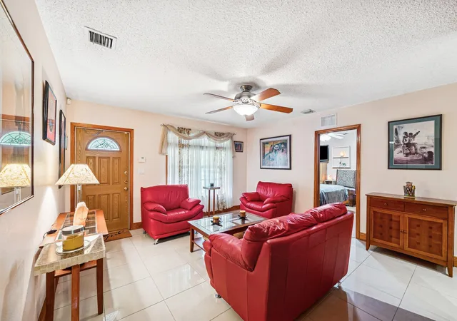 2nd image of 2655 Dorson Wy, Delray Beach, FL 33445 | MLS# B26053401