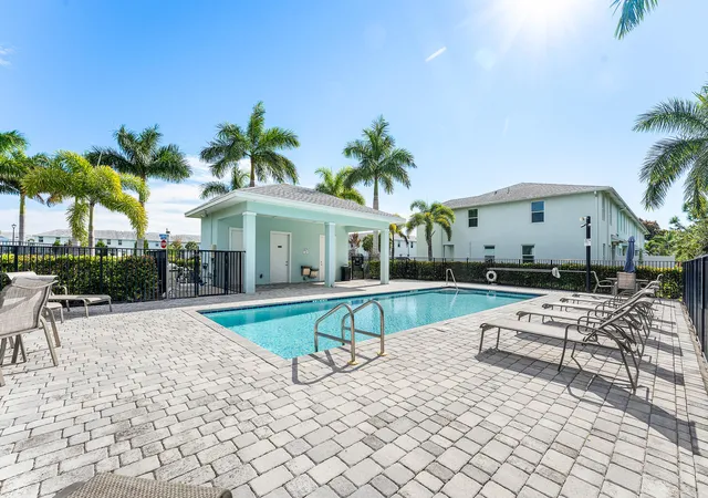 31st image of 329 Se Halifax Ln, Stuart, FL 34994 | MLS# B26053415
