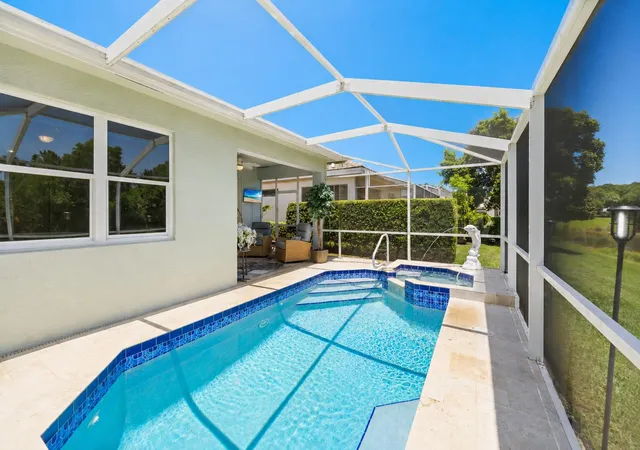 5th image of 4681 Se Bridgetown Ct, Stuart, FL 34997 | MLS# B26053421