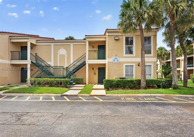 Photo 3 of Condo for sale at 995 Riverside Dr #120, Coral Springs, FL 33071 | MLS# A12053397 | Listing updated on 2026-08-26