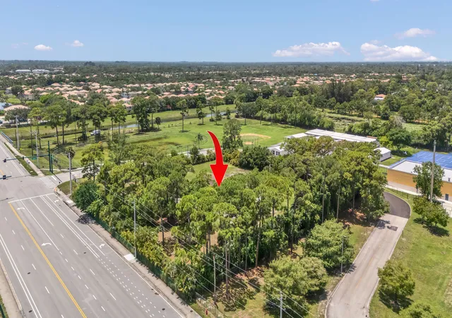 5th image of 4899 S Haverhill Rd, Lake Worth, FL 33463 | MLS# B26053449