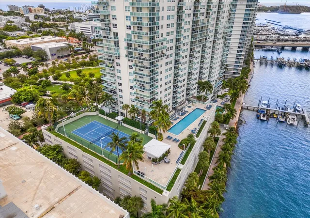 2nd image of 650 W Ave, Miami Beach, FL 33139