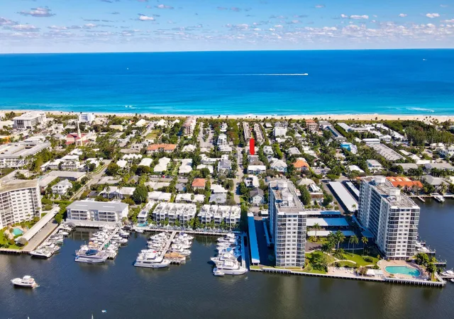 2nd image of 202 Gleason St, Delray Beach, FL 33483