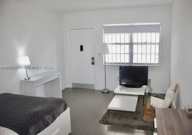 3rd image of 4015 Indian Creek Dr #307, Miami Beach, FL 33140 | MLS# A12055473