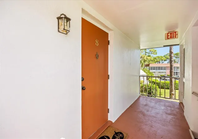 3rd image of 2600 Se Ocean Blvd #DD-8, Stuart, FL 34996 | MLS# B26053504