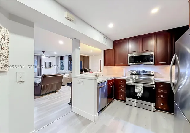 Photo 3 of Condo for sale at 10790 Nw 14th St #196, Plantation, FL 33322 | MLS# A12055394 | Listing updated on 2026-10-09