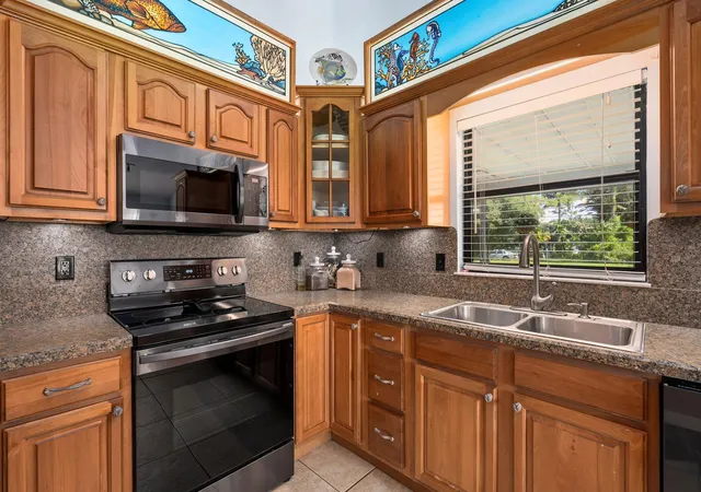 5th image of 3201 Linda Vista, Fort Pierce, FL 34982 | MLS# B26053621