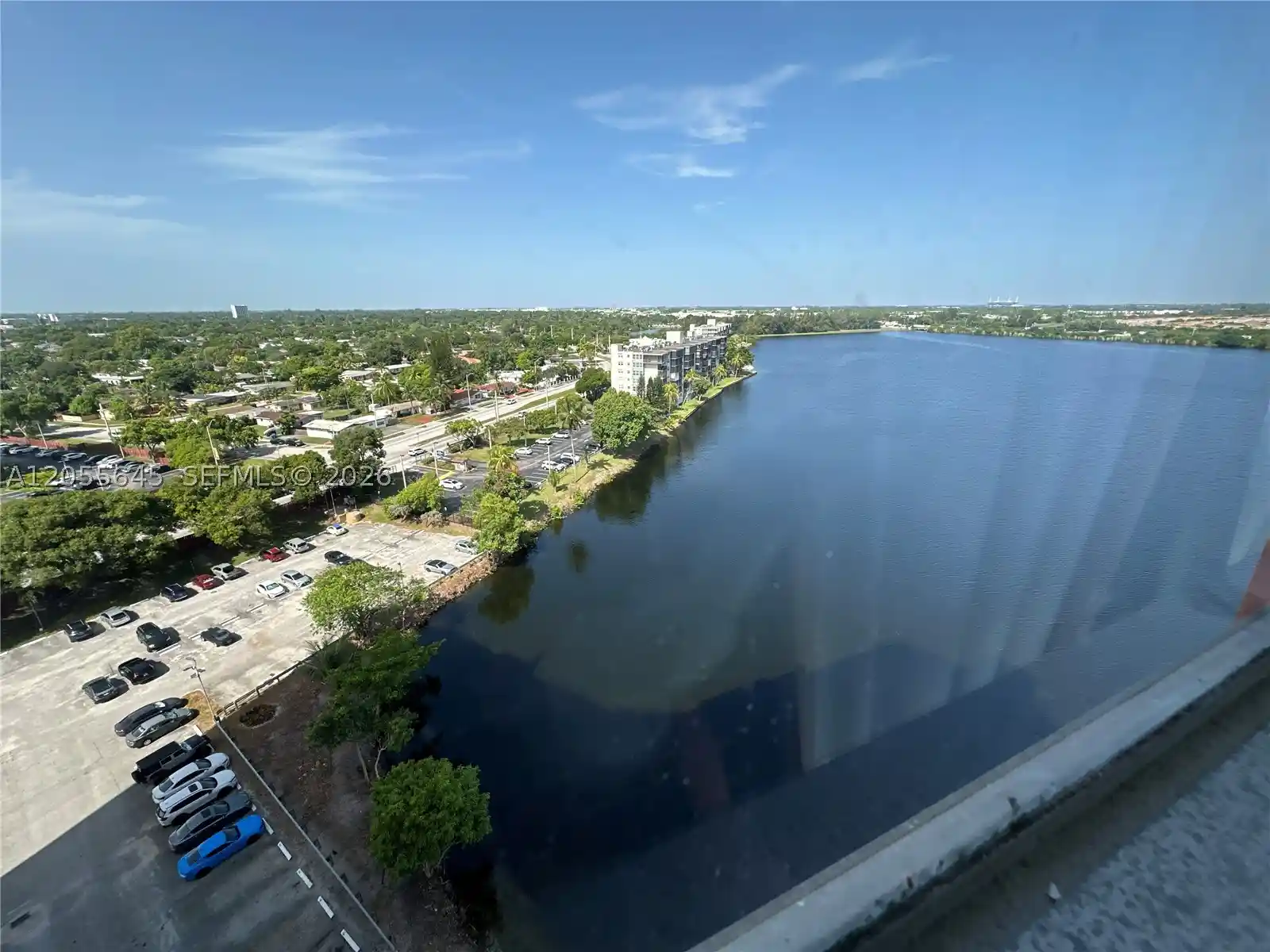 Listing Photo 2 - Condo for sale in Buckley Towers located at 1301 Ne Miami Gdns Dr, Miami, FL 33179 - Unit #1403W