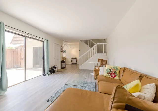 4th image of 3900 County Line Rd #21A, Tequesta, FL 33469 | MLS# B26053704