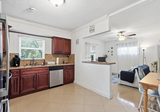 1st image of 1914 Sheridan St #1-2, Hollywood, FL 33020 | MLS# B26053747