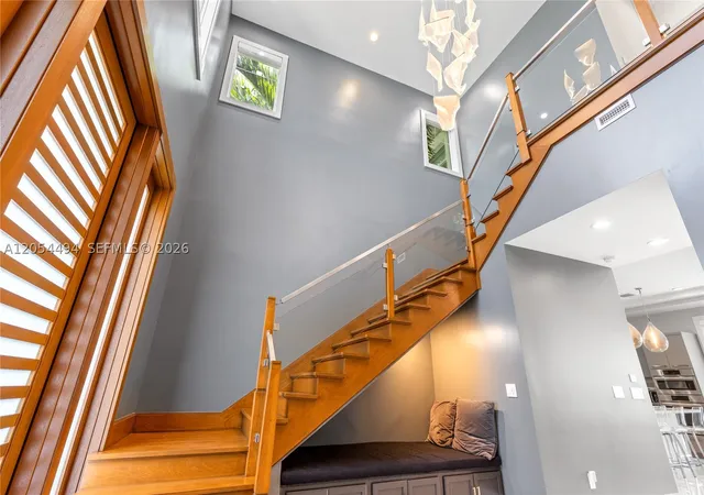 4th image of 924 Evergreen Dr, Delray Beach, FL 33483 | MLS# A12054494