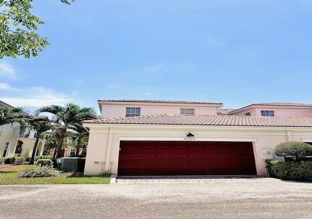 2nd image of 8296 Nw 9th Ave, Boca Raton, FL 33487 | MLS# B26053795